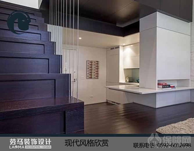 屋顶露台给平面布局规划带来难题，这里甚至无法妥善的