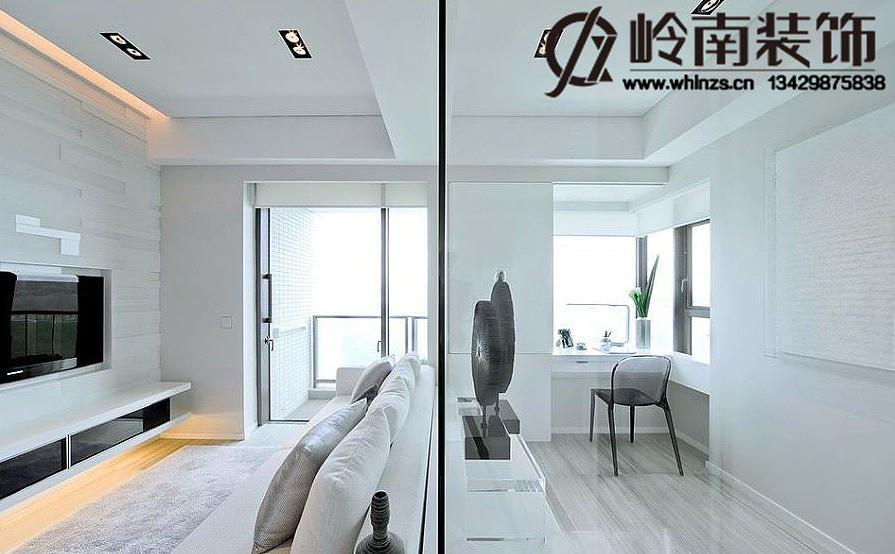 这个设计中最值得学习的就是对小空间的创造性拓展，其
