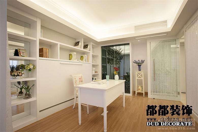现代建筑主要以钢筋水泥为支撑的现代都市建筑，其外观