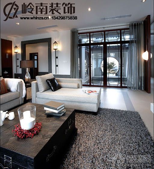  完全不同于一般新中式的设计作品，大量运用黑白灰进
