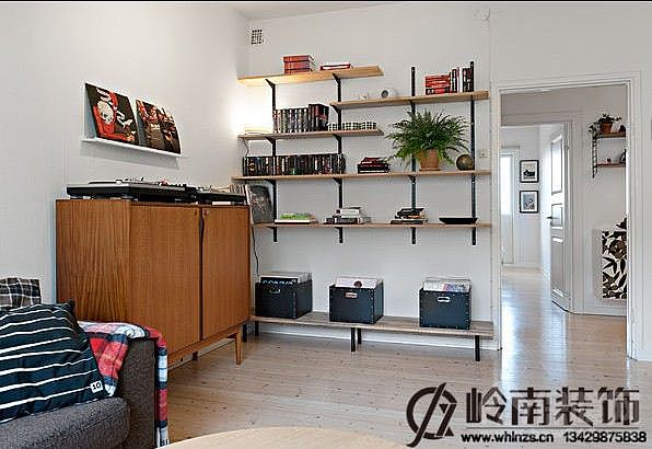 由于业主是金融业界的优秀知名人士，而采购的此房也是