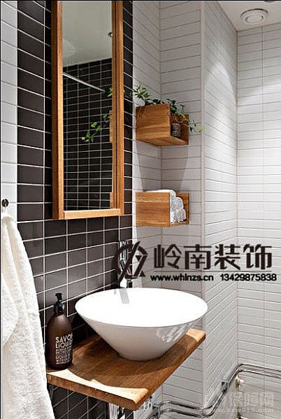 由于业主是金融业界的优秀知名人士，而采购的此房也是