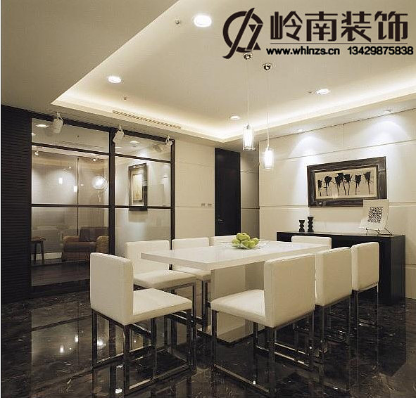 设计师建议业主采取同样线条简单的现代风格，但偏向欧