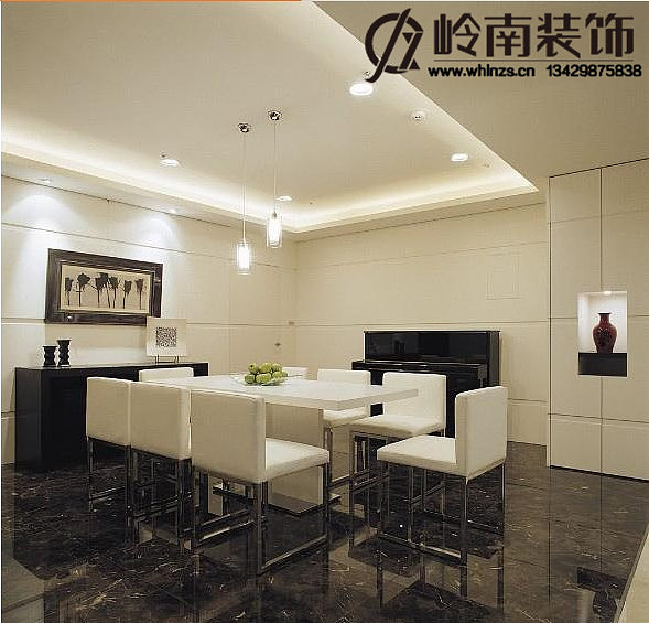 设计师建议业主采取同样线条简单的现代风格，但偏向欧