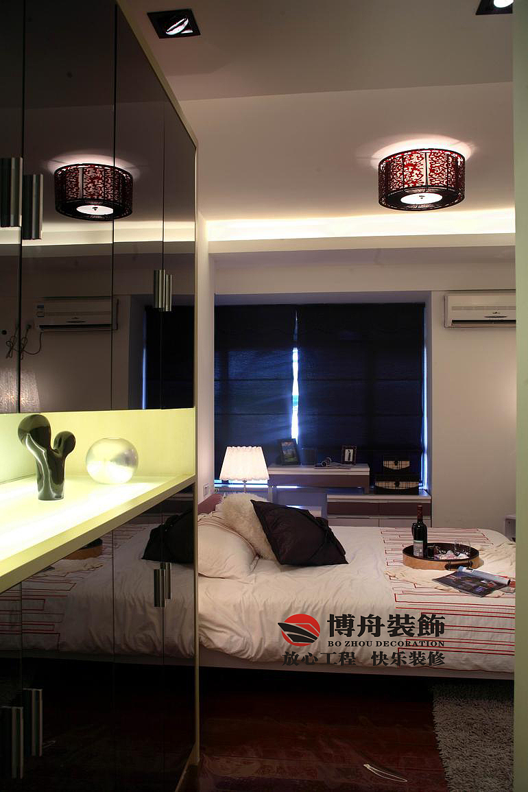 本案例是龙湖滟澜山王老师家居，户型方正，无太多浪费