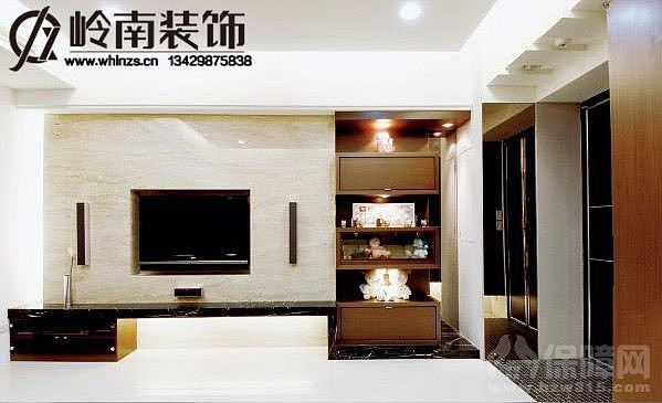 年轻的新婚夫妻在规划之初因为养了些可爱的宠物，便特