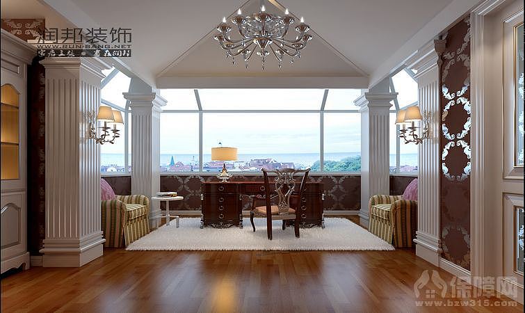 湖玺庄园-欧式 本案例实用面积约为725平米，欧式