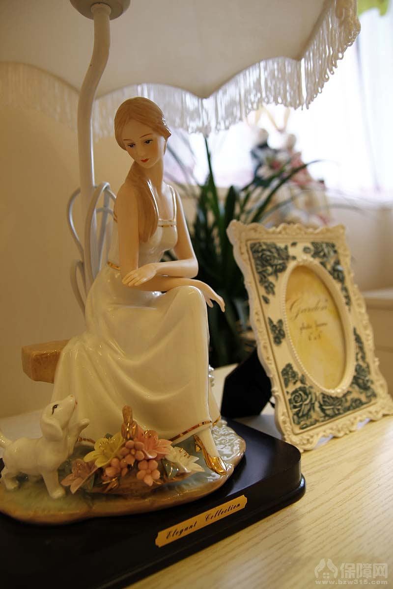 业主为年轻夫妇，小巧精致、温馨浪漫是他们普遍的审美