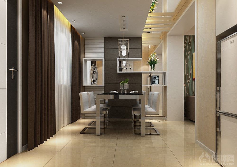 陈先生秉承着“先立业，再成家”，刚刚事业有成的他买